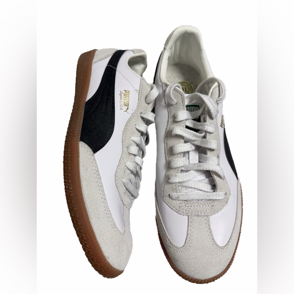 Puma White and Black Suede Sneakers - Picture 2 of 3